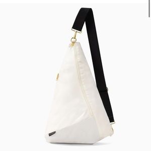Canvelle Oversized Sling